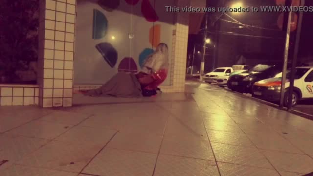 Homeless guy fuck crossdresser in the street